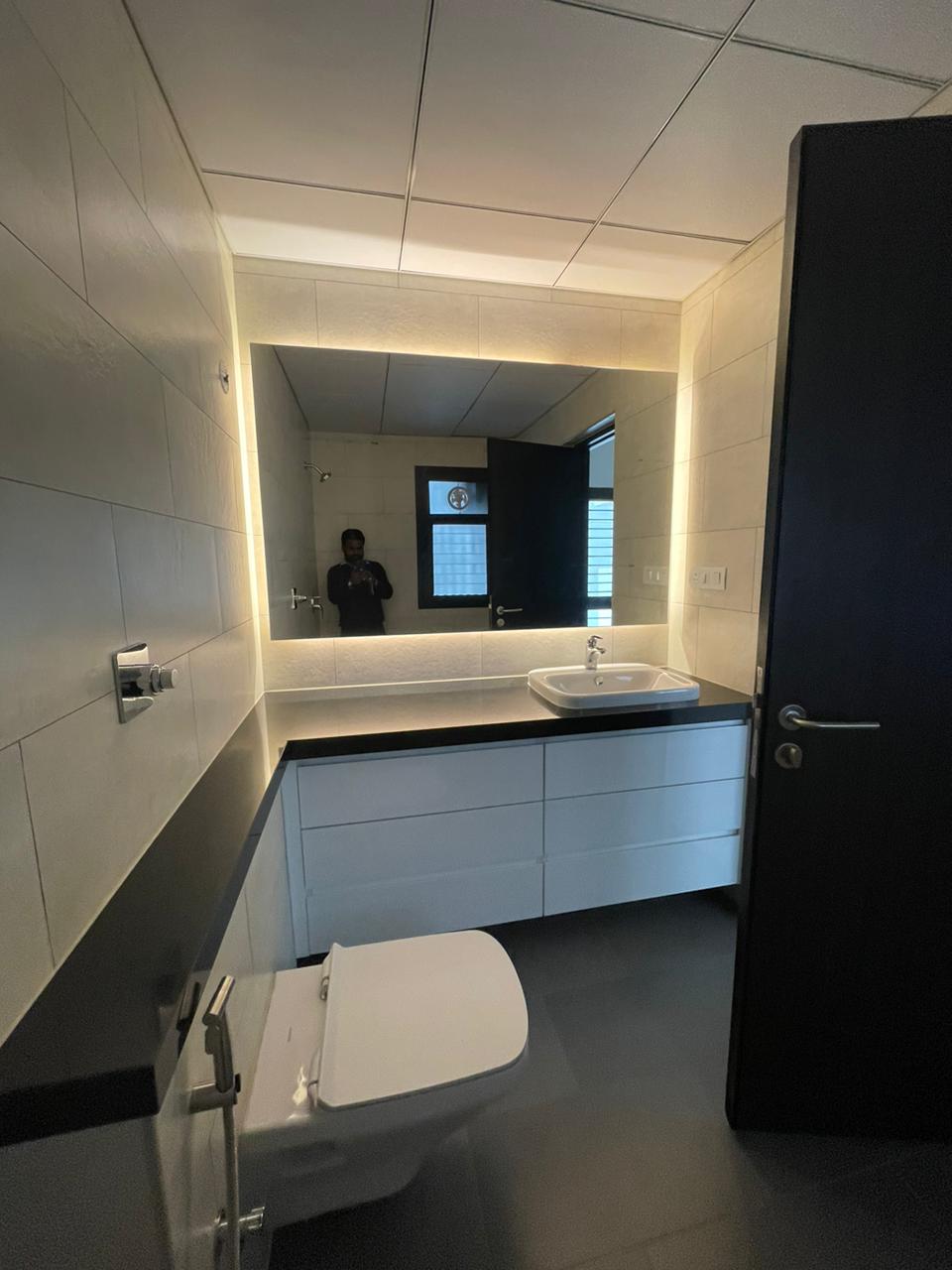 Bathroom 14